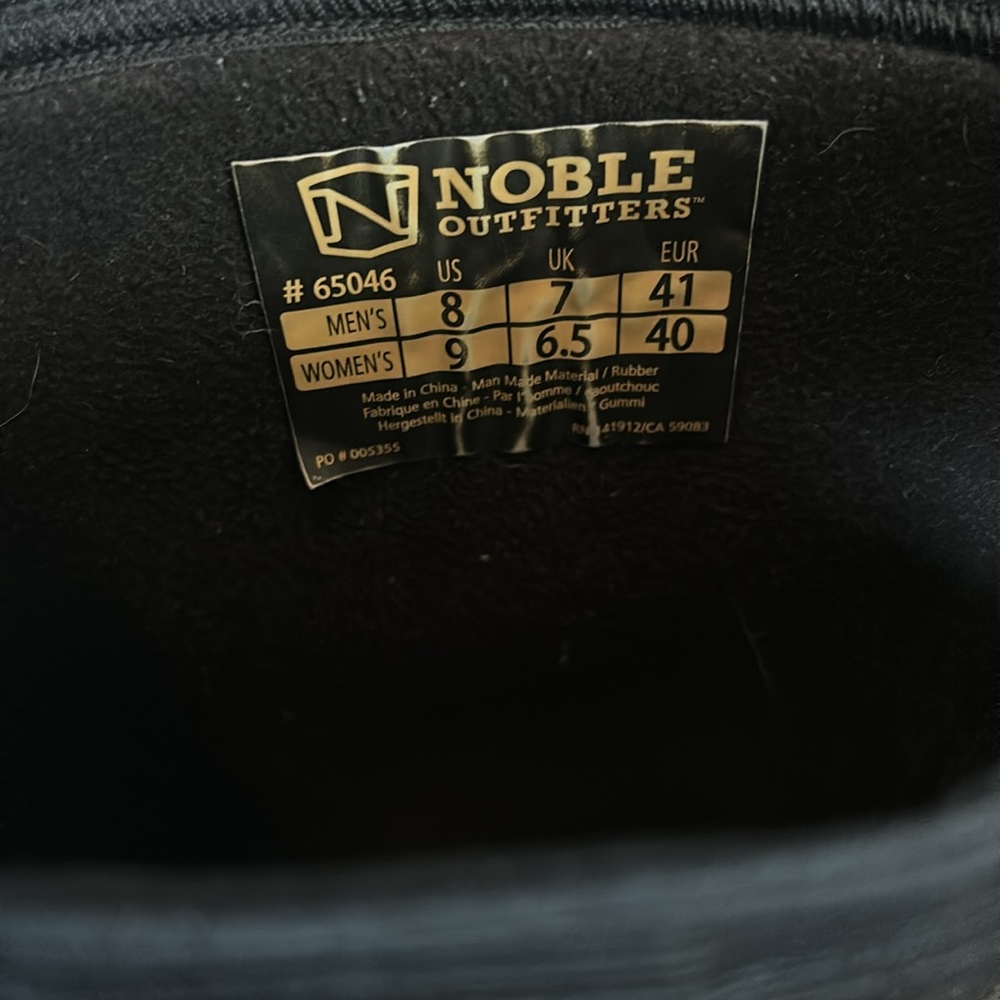 Work/outdoor boots, size 8, good condition. - Picture 2 of 2